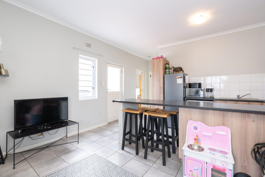 To Let 2 Bedroom Property for Rent in Rivergate Western Cape